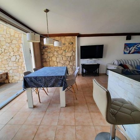 סאלו Apartamento El Crancs מראה חיצוני תמונה